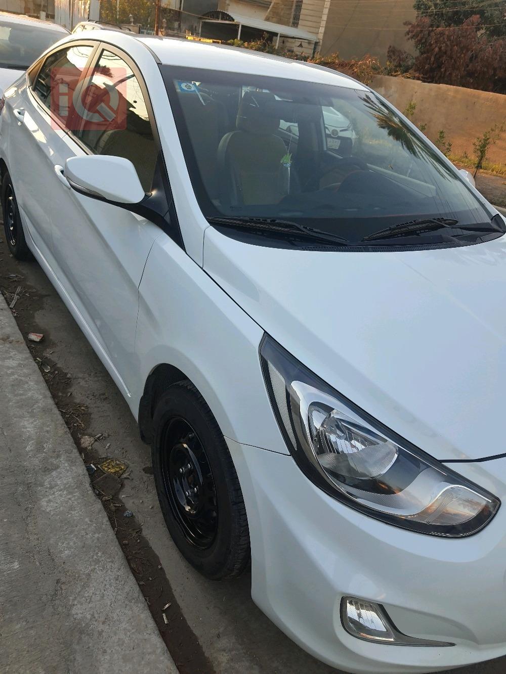 Hyundai Accent